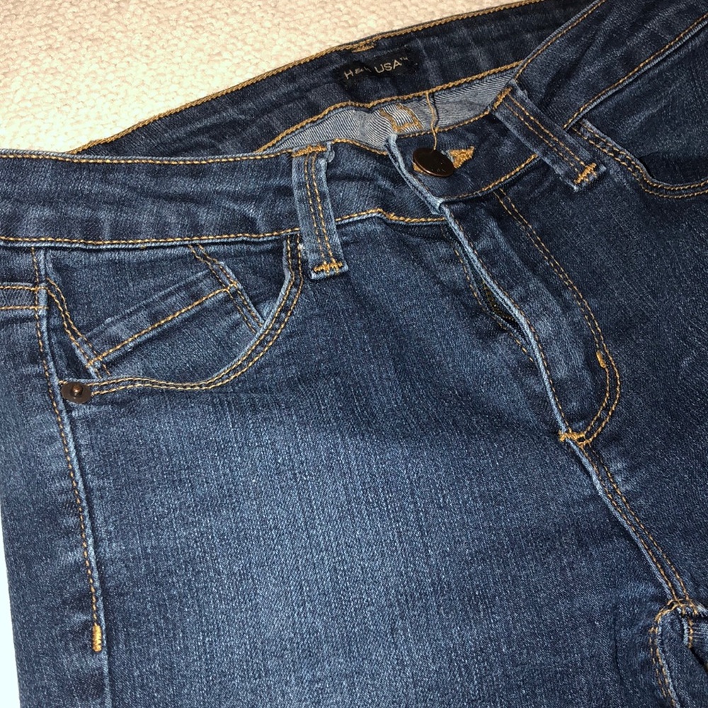 Dark wash H&G Jeans SIZE 5 (fit like 00)